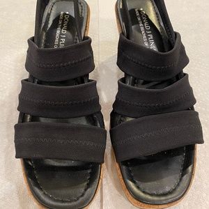 Donald J. Pliner, Cassia, Size 10,  Black